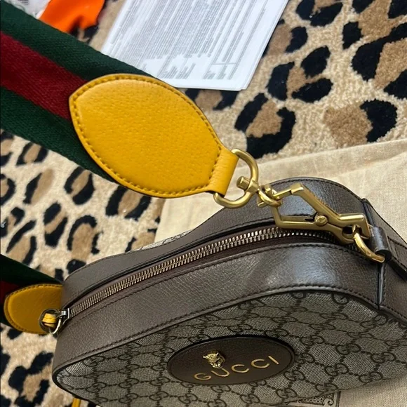 Gucci Neo Vintage GG Supreme messenger bag - Picture 2 of 15